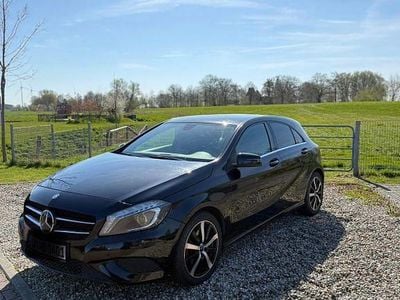 Usata Mercedes A180 AMG line 122 CV (89 kW) 2012 Nero Berlina