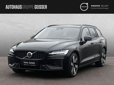 Usata Volvo V60 Ultra 455 CV (334 kW) 2025 Nero Station wagon