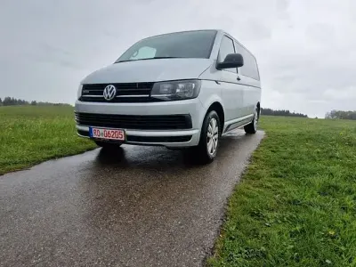 Usata VW Multivan Trendline 150 CV (110 kW) 2016 Argento Monovolume