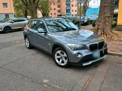 Gebraucht BMW X1 143 PS (105 kW) 2011 Grau SUV