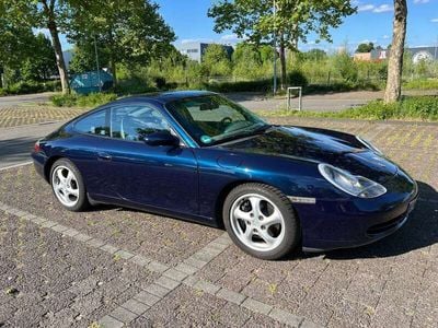 Porsche 911 Carrera