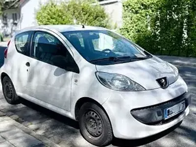 Gebraucht Peugeot 107 Filou 68 PS (50 kW) 2008 Weiß Kleinwagen