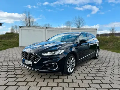 Gebraucht Ford Mondeo Vignale 190 PS (139 kW) 2020 Schwarz Kombi