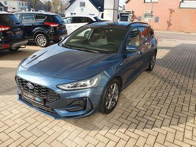 Second-hand Ford Focus ST-Line 155 CP (114 kW) 2022 Albastru Berlinǎ