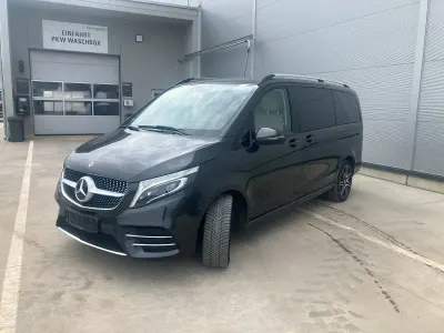 Gebraucht Mercedes V300 AMG 239 PS (175 kW) 2021 Grau Van / Kleinbus