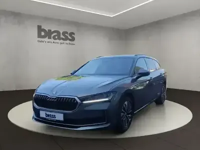 Gebraucht Skoda Superb Selection 150 PS (110 kW) 2024 Graphitegrau metallic Kombi