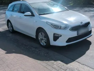 Używany Kia Ceed 115 KM (84 kW) 2020 Biały Hatchback