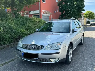 Gebraucht Ford Mondeo 125 PS (91 kW) 2004 Silber Kombi