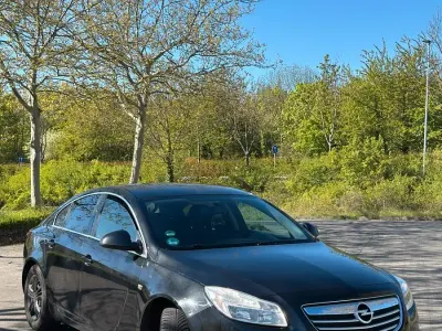 Brugt Opel Insignia 131 HK (96 kW) 2011 Sort Sedan