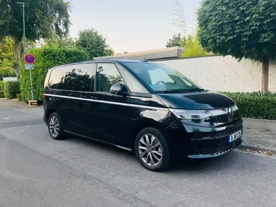 Gebraucht VW Multivan Style 218 PS (160 kW) 2021 Schwarz Van / Kleinbus