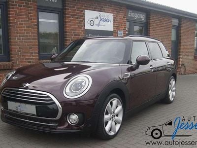 Pure burgundy (metallic) Gebraucht 2015 Mini Cooper Clubman Chili Kombi | 12.985 € (Teuer)