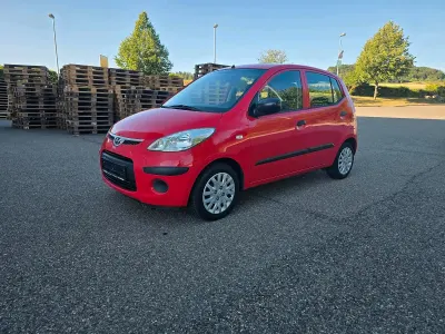 Gebraucht Hyundai i10 Classic 67 PS (49 kW) 2010 Rot Kleinwagen