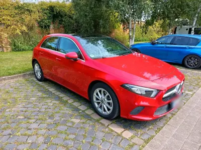Gebraucht Mercedes A200 163 PS (119 kW) 2018 Rot Limousine