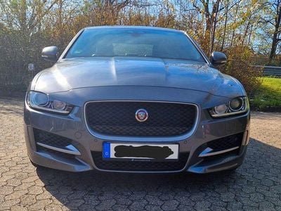 Gebraucht Jaguar XE R-Sport 163 PS (119 kW) 2017 Grau Limousine