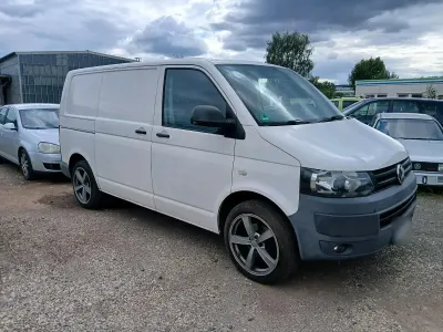 Gebraucht VW T5 90 PS (66 kW) 2010 Weiß Van