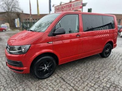 Gebraucht VW Multivan 150 PS (110 kW) 2017 Rot Van