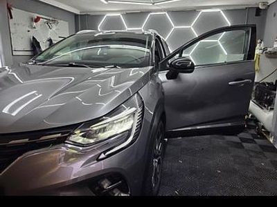 Grau Gebraucht 2021 Renault Captur SUV | 16.500 € (Guter Preis)