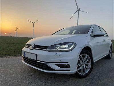 Gebraucht VW Golf VII Comfortline 125 PS (91 kW) 2017 Weiß Kleinwagen