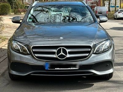 gebraucht Mercedes E200 T Modell Avantgarde, LED, Navi, 9G Tronic