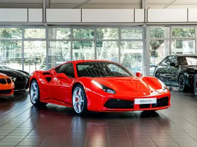Neu Ferrari 488 669 PS (492 kW) 2026 Rosso scuderia Coupé