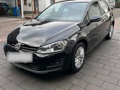 Gebraucht VW Golf VII 105 PS (77 kW) 2014 Schwarz Kleinwagen