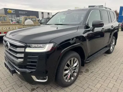 Neu Toyota Land Cruiser Premium 306 PS (225 kW) 2026 Schwarz SUV