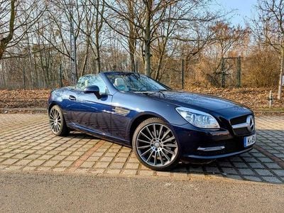 Gebraucht Mercedes SLK200 184 PS (135 kW) 2016 Blau Cabrio