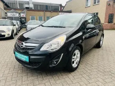 Gebraucht Opel Astra Cosmo 105 PS (77 kW) 2006 Andere Limousine