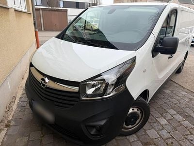Gebraucht Opel Vivaro 95 PS (69 kW) 2018 Weiß Van / Kleinbus