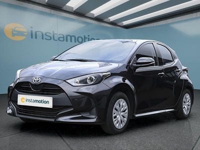 Gebraucht Toyota Yaris Hybrid 92 PS (67 kW) 2023 Schwarz Kleinwagen
