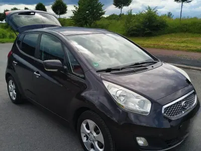 Gebraucht Kia Venga Vision 90 PS (66 kW) 2010 Braun Kleinwagen