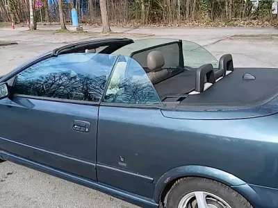 Gebraucht Opel Astra 101 PS (74 kW) 2002 Grün Cabrio