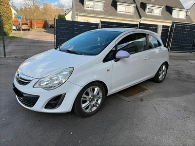 Gebraucht Opel Corsa 69 PS (50 kW) 2013 Weiß Kleinwagen