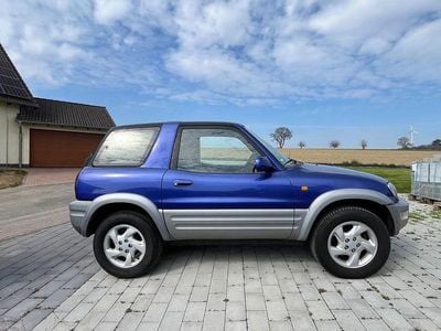 Gebraucht Toyota RAV4 128 PS (94 kW) 2000 Violett SUV