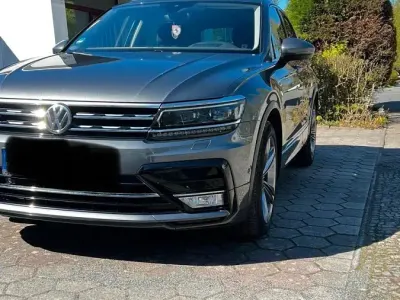 Gebraucht VW Tiguan R-line 150 PS (110 kW) 2016 Grau SUV