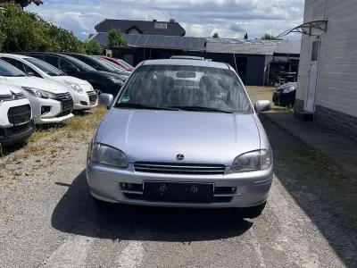 Gebraucht Toyota Starlet 75 PS (55 kW) 1998 Other Kleinwagen