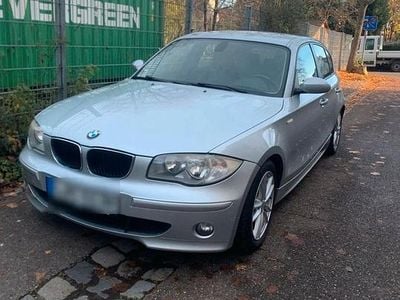 Gebraucht BMW 118 129 PS (94 kW) 2005 Silber Kleinwagen