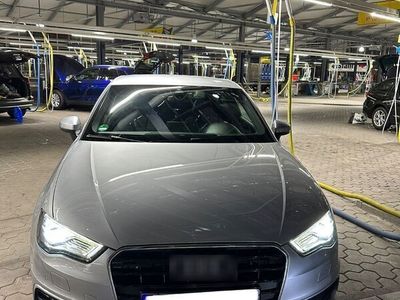 gebraucht Audi A3 S line 2.0 TDI S tronic 3x S line/Navi touch