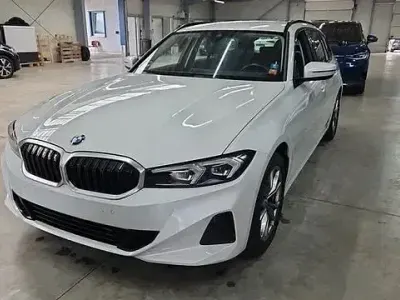 Gebraucht BMW 320 Shadowline 190 PS (139 kW) 2023 Grau Limousine