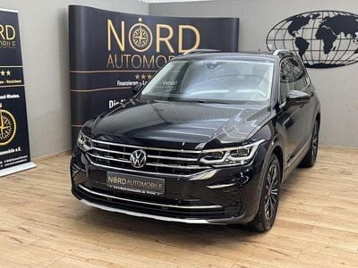 Gebraucht VW Tiguan Elegance 150 PS (110 kW) 2023 Deep black perleffek (metallic) SUV