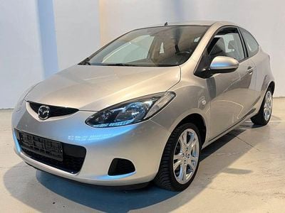 Silber Gebraucht 2009 Mazda 2 Inclusive Kleinwagen | 4.999 € (Fairer Preis)