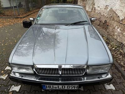 Gebraucht Jaguar XJ40 Sovereign 197 PS (144 kW) 1989 Blau Limousine