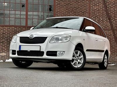 Weiß Gebraucht 2008 Skoda Fabia Ambiente Limousine | 3.993 € (Etwas zu teuer)