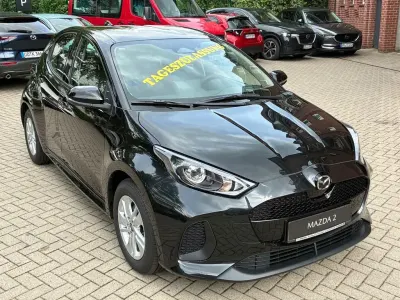Neu Mazda 2 Center-Line 92 PS (67 kW) 2026 Schwarz Kleinwagen