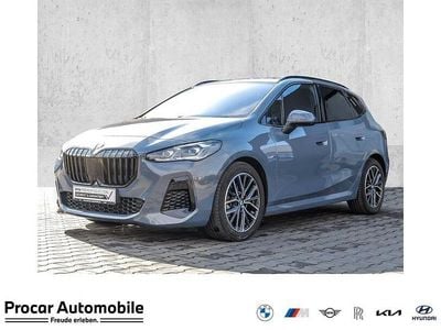 Gebraucht BMW 220 Active Tourer Performance 156 PS (114 kW) 2023 Sparkling kupfergrau Van / Kleinbus