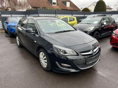 Gebraucht Opel Astra Sport 131 PS (96 kW) 2014 Schwarz Kombi