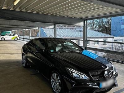 Schwarz Gebraucht 2017 Mercedes E350 AMG Coupé | 27.900 €