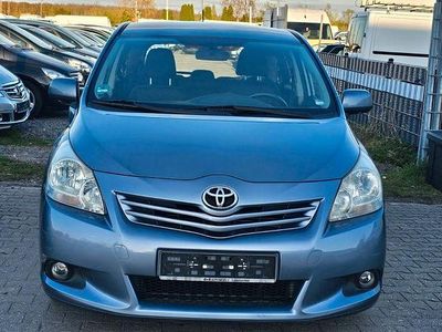 Gebraucht Toyota Verso Life 126 PS (92 kW) 2009 Blau Van / Kleinbus