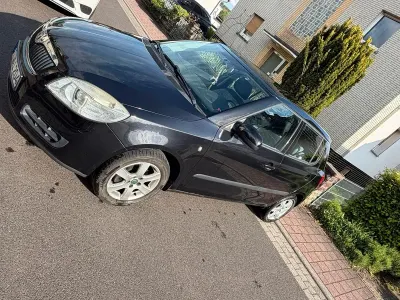 Gebraucht Skoda Fabia 75 PS (55 kW) 2009 Schwarz Kleinwagen