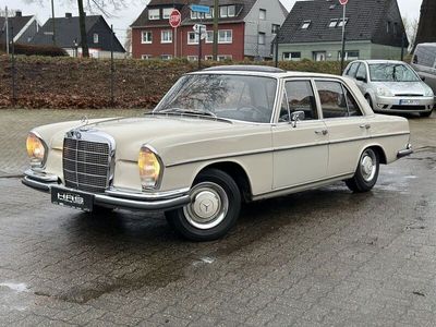 gebraucht Mercedes 250 ///Restauriert///Scheckheft///Dokumente